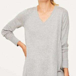 ANN TAYLOR LOFT Swing Sweater Oatmeal Cream Ivory Gray Heathered V-Neck Tunic ?